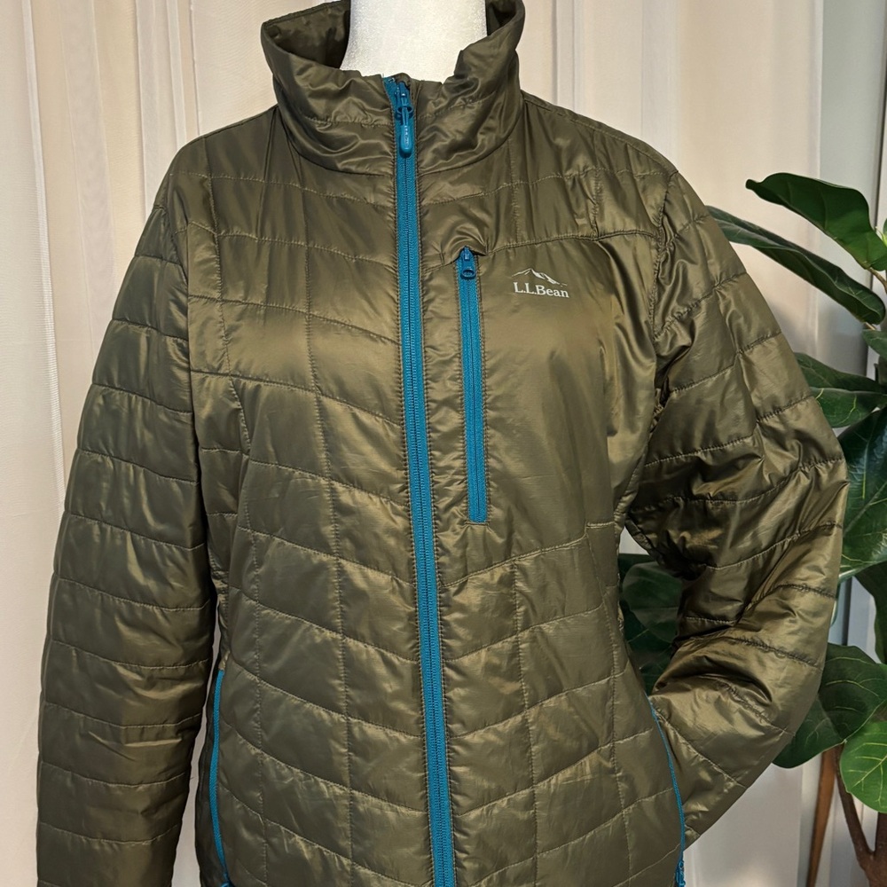 L.L. Bean Lightweight Permaloft Packaway Puffer Jacket in Olive & Teal XL Petite